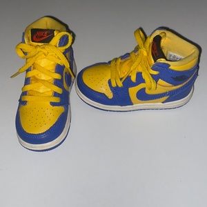 Toddler Air Jordans - 7C